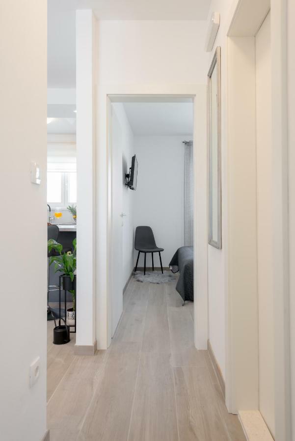 La Vie Est Belle Apartment Трогир Екстериор снимка