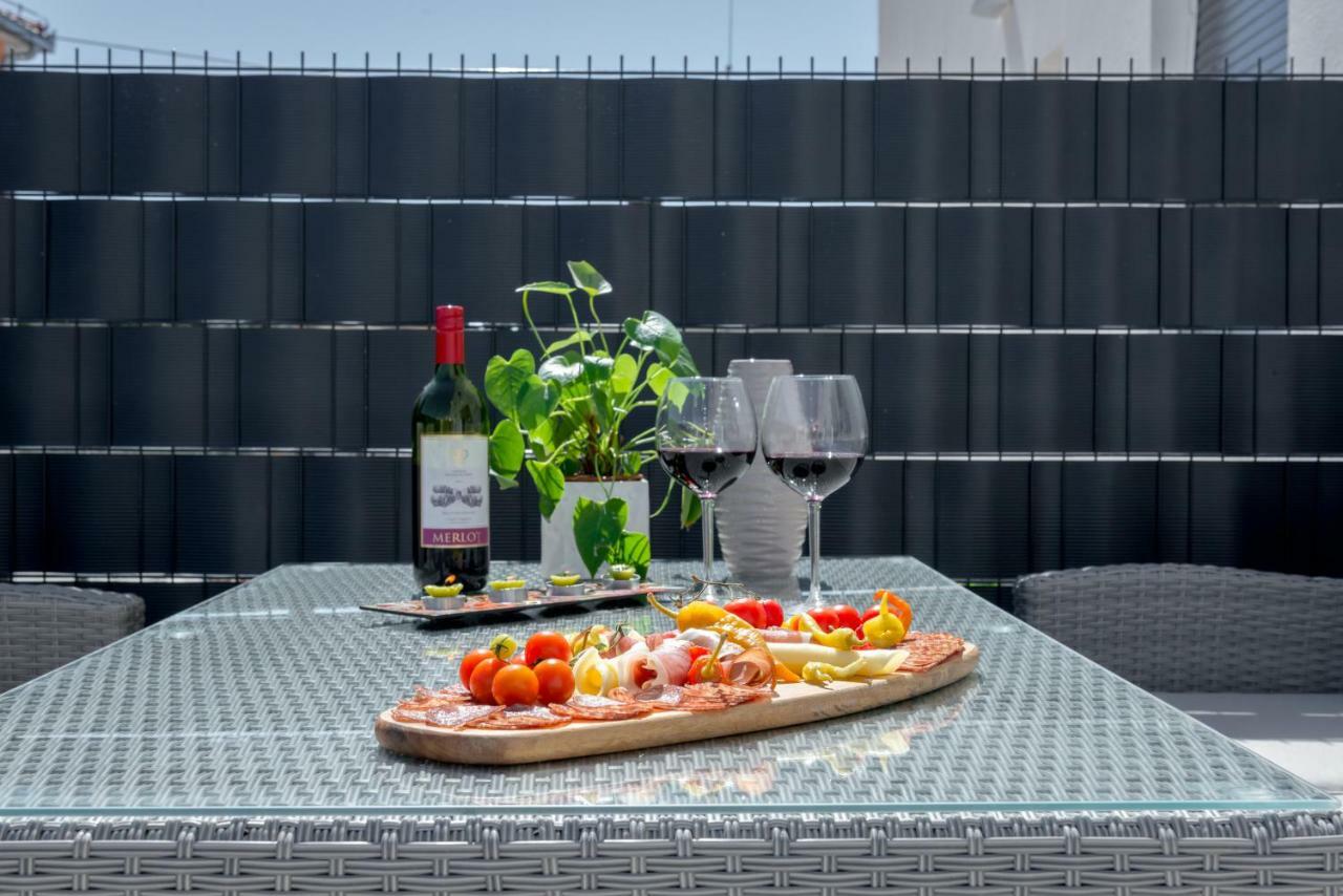 La Vie Est Belle Apartment Трогир Екстериор снимка