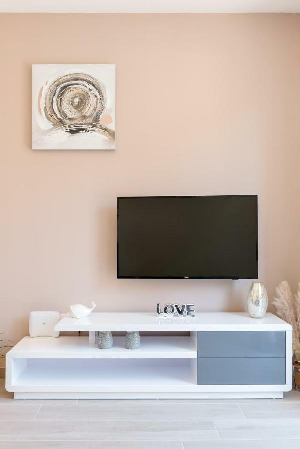 La Vie Est Belle Apartment Трогир Екстериор снимка